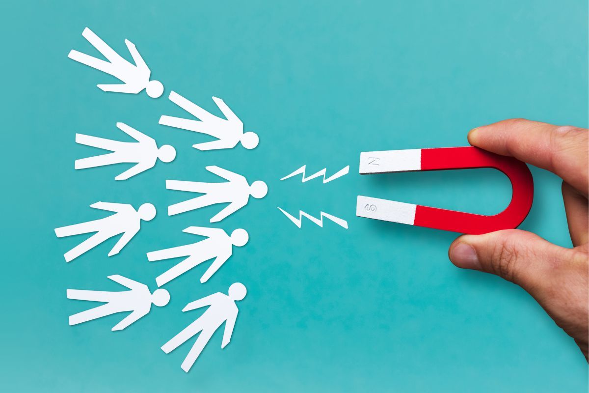 lead magnet jak stworzyć skuteczny magnes na leady na przykładach marketingowych