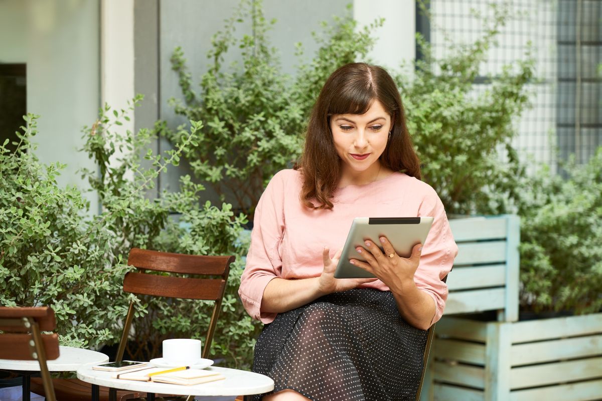 Evergreen content przykłady i jak tworzyć wiecznie zielone treści SEO