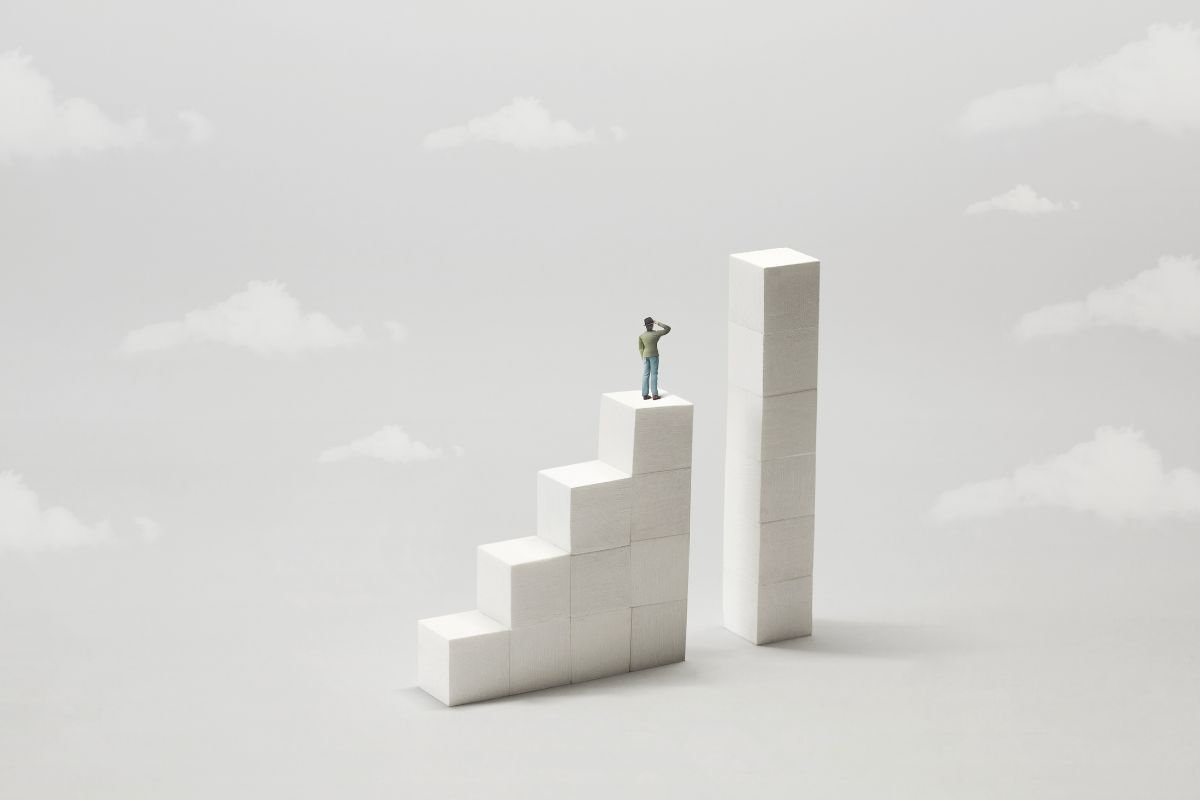 Jak działa algorytm YouTube Shorts zwiększający zasięg filmów